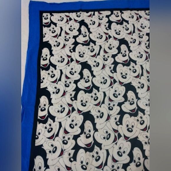 Mickey Mouse Disney 💯 Silk Scarf Square Neck Scarf EUC Vintage - Picture 6 of 13